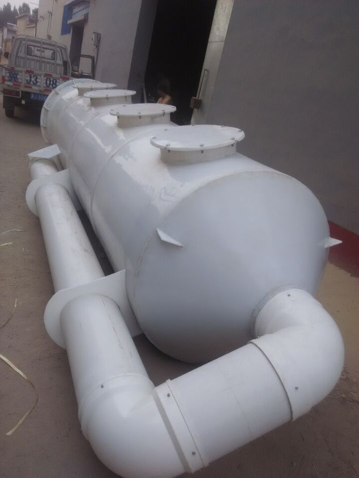 造紙廠廢氣惡臭處理采用什么方案，噴淋塔+UV光解氧化設(shè)備配套處理的一套方案。